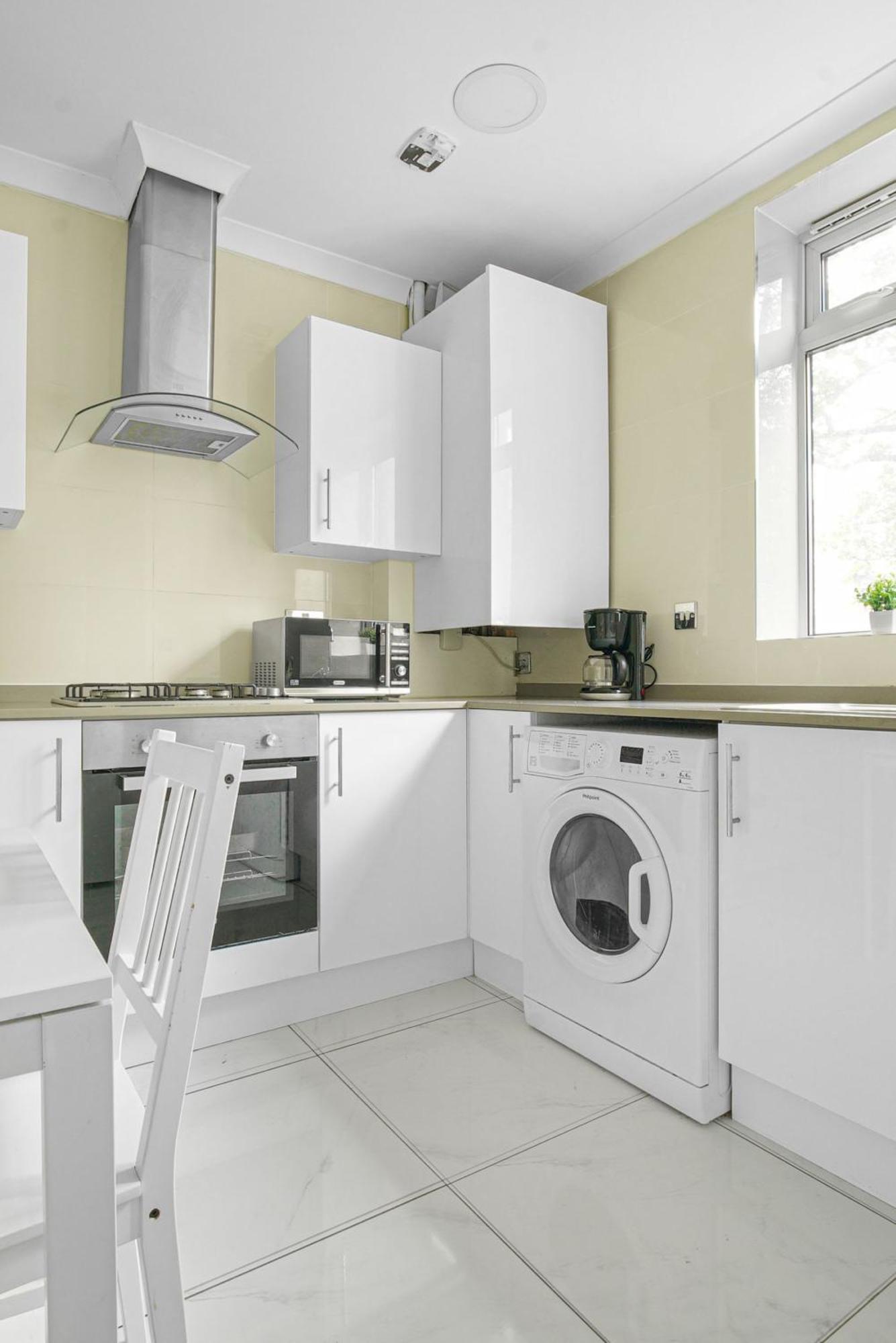 Paddington - 2Br With Balcony - Cityapartmentstay 런던 외부 사진